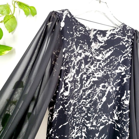 VINCE CAMUTO Marble Blouse SMALL Black White Sheer Stretch Whimsigoth Party Y2K - Picture 5 of 6